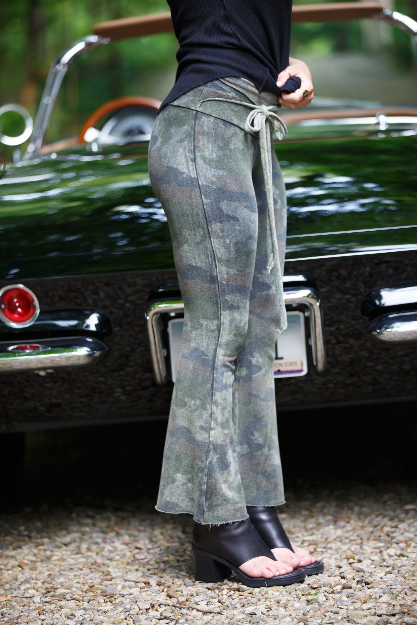 CROP TIE BOOTLEG PANT-VINTAGE ARMY CAMO