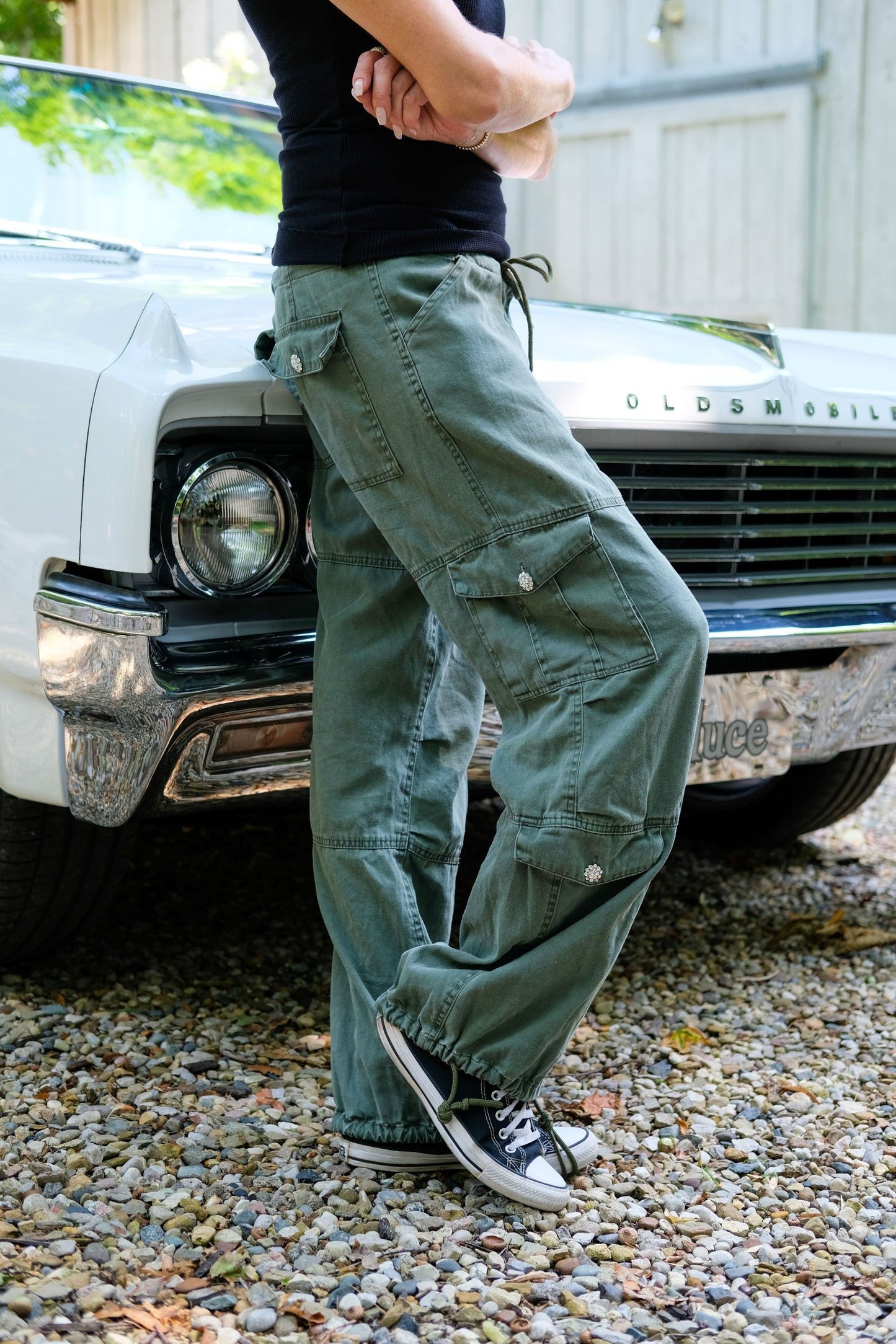 R&R CARGO PANT W/ CRYSTAL BUTTONS - ARMY
